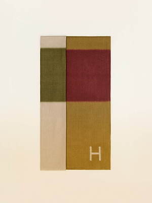 エルメスのホームコレクション、色鮮やかな“被せガラス”のオブジェ＆カシミアのブランケット｜写真45