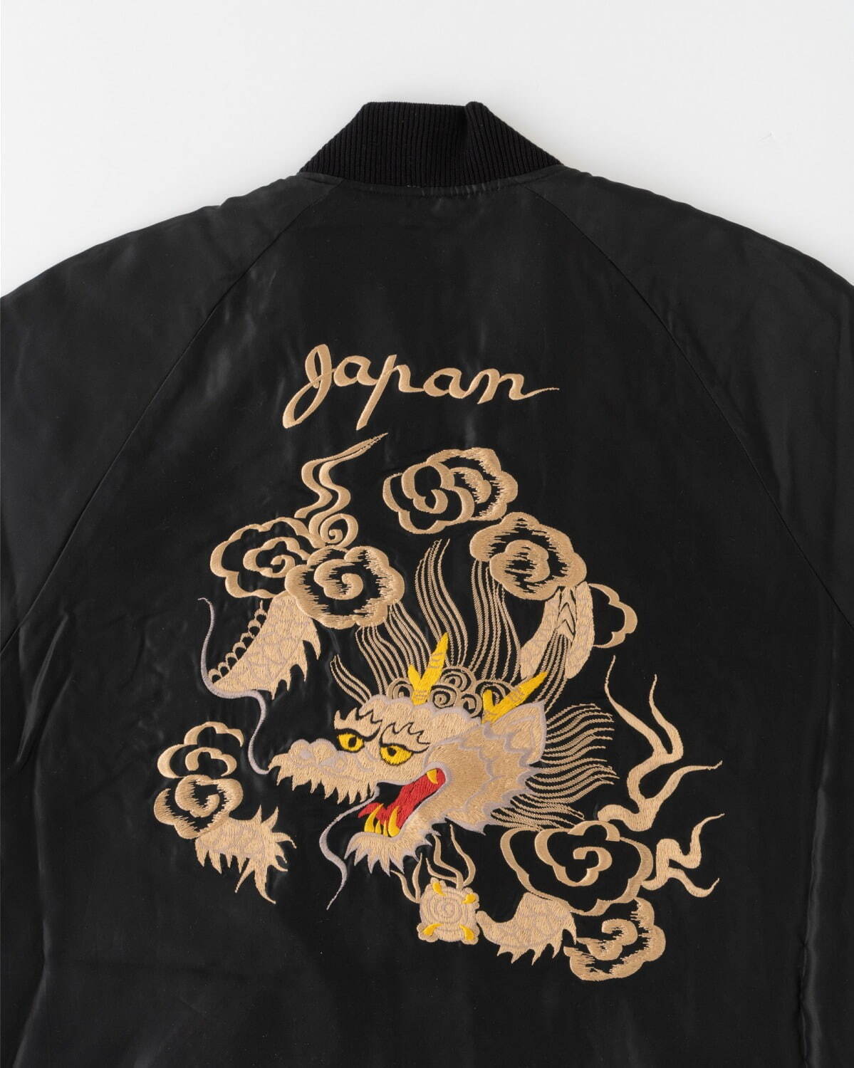 やまとラボ”スカジャン×着物”白龍や春景色の刺繍入り新作ジャケット、テーラー東洋とコラボ｜写真37