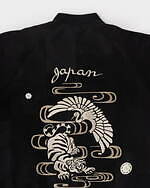 やまとラボ”スカジャン×着物”白龍や春景色の刺繍入り新作ジャケット、テーラー東洋とコラボ｜写真17