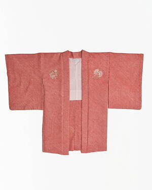 やまとラボ”スカジャン×着物”白龍や春景色の刺繍入り新作ジャケット、テーラー東洋とコラボ｜写真10