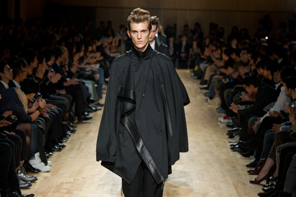 アトウ 2011年春夏 メンズ コレクション