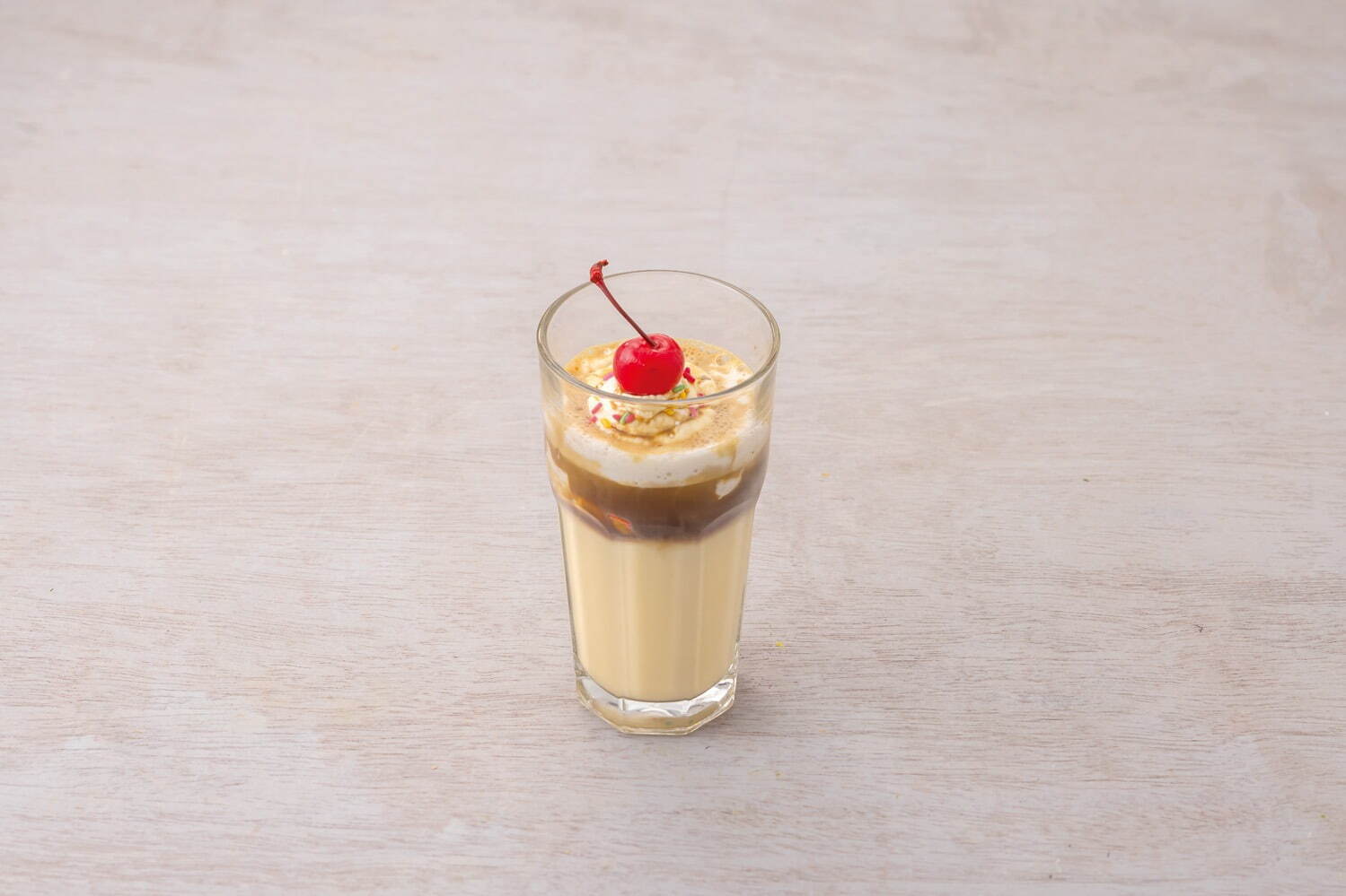 サンマルク新業態「ベーカリー カフェ C」大阪・なんばシティに、苺大福や抹茶クリーム入りクロワッサン｜写真2