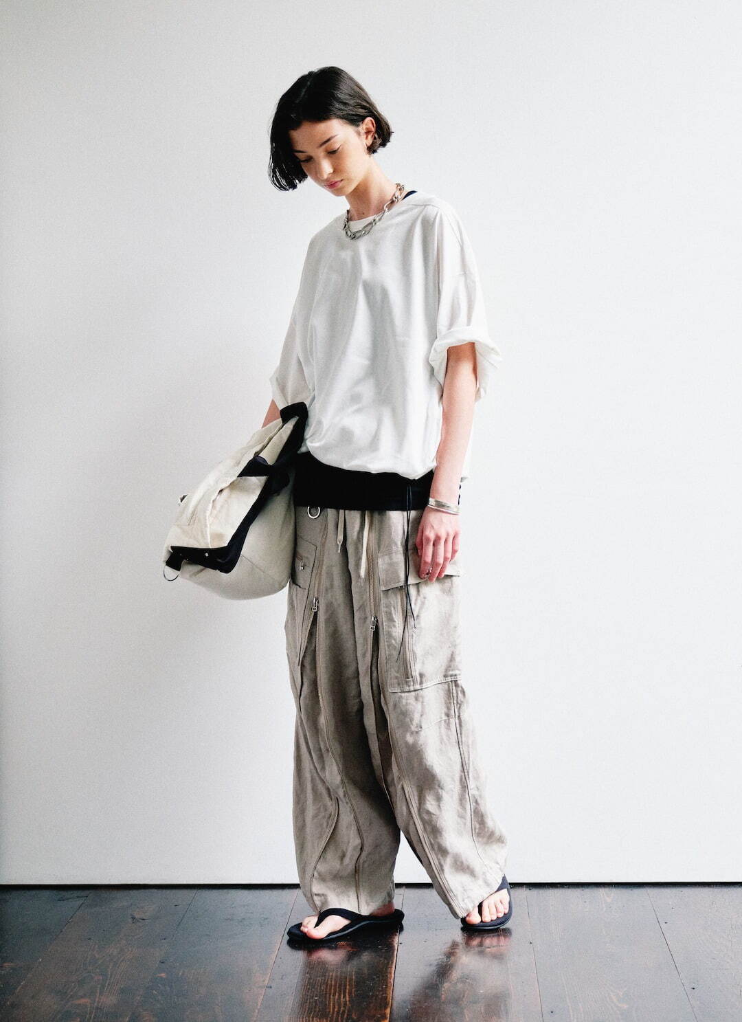 アーネイ(ANEI) 2025年春夏ウィメンズ&メンズコレクション  - 写真18