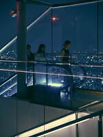 “高層ビル群を一望”のルーフトップバーが渋谷スクランブルスクエアに、地上約230mでクラフトビールも｜写真3