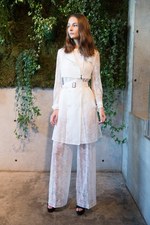 ヤストシ エズミ 2015年春夏コレクション - ジオメトリーに花々を閉じ込め表現した、フェミニティ｜写真10