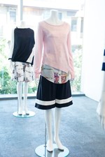 ヤストシ エズミ 2015年春夏コレクション - ジオメトリーに花々を閉じ込め表現した、フェミニティ｜写真22