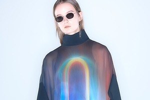 ハトラ“光のきらめき”着想のシアードレス＆ブリーチ加工のワイドデニム、渋谷パルコで期間限定ストア