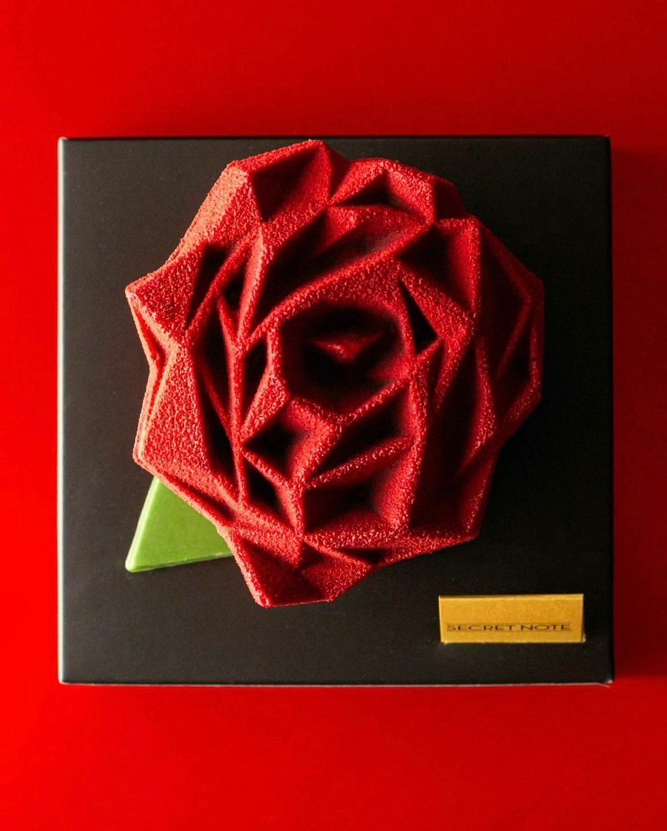 ブボ・バルセロナ”赤い薔薇”の中からハートが現れるショコラやナッツチョコ、母の日ギフトに｜写真2