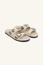 ZARA サープラス25年春夏ウィメンズ、“ミリタリー風”シャツブラウス＆メタル装飾付きサンダル｜写真24