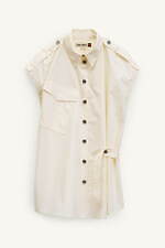 ZARA サープラス25年春夏ウィメンズ、“ミリタリー風”シャツブラウス＆メタル装飾付きサンダル｜写真32