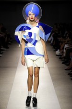 ジュンヤ ワタナベ・コム デ ギャルソン 2015年春夏コレクション - ポップな“図形”の世界｜写真4