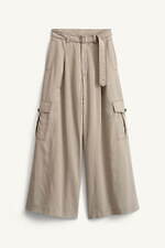 ZARA サープラス25年春夏メンズ、“モッズコート風”軽量トレンチ＆マルチポケット付きバッグ｜写真4