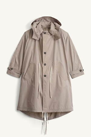 ZARA サープラス25年春夏メンズ、“モッズコート風”軽量トレンチ＆マルチポケット付きバッグ｜写真16