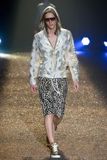 豪華絢爛、光のショー - イズリール(@IZREEL)の2011年春夏コレクション｜写真13