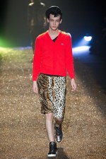 豪華絢爛、光のショー - イズリール(@IZREEL)の2011年春夏コレクション｜写真15