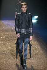 豪華絢爛、光のショー - イズリール(@IZREEL)の2011年春夏コレクション｜写真33