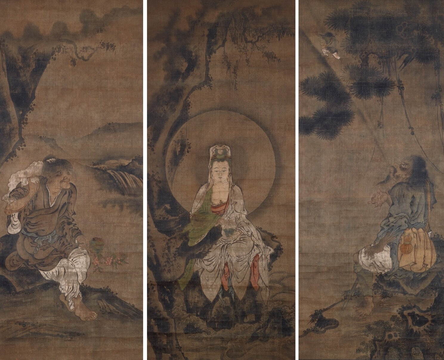 《白衣観音・蝦蟇鉄拐図》 室町時代 16世紀
静嘉堂文庫美術館蔵 ［後期展示］