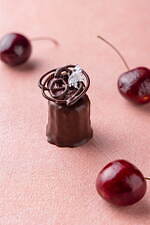 キンプトン新宿東京「チェリーアフタヌーンティー」“まるで宝石”チェリータルト＆キャンディ型ムース｜写真5