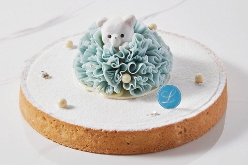 ルワンジュ東京25年「母の日」ケーキ、カーネーションの花束風チョコ×純白テディベアのチーズタルトなど