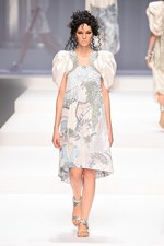 ヒロコ コシノ 2015年春夏コレクション - 古代と現代をさまよい生まれる、強い個性｜写真6