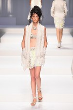 ヒロコ コシノ 2015年春夏コレクション - 古代と現代をさまよい生まれる、強い個性｜写真15