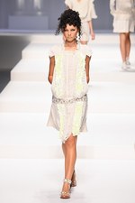 ヒロコ コシノ 2015年春夏コレクション - 古代と現代をさまよい生まれる、強い個性｜写真17