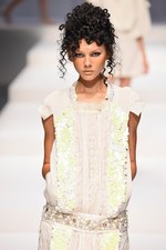 ヒロコ コシノ 2015年春夏コレクション - 古代と現代をさまよい生まれる、強い個性｜写真18