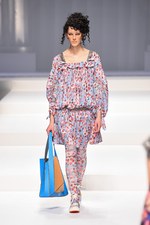 ヒロコ コシノ 2015年春夏コレクション - 古代と現代をさまよい生まれる、強い個性｜写真33