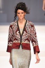 ヒロコ コシノ 2015年春夏コレクション - 古代と現代をさまよい生まれる、強い個性｜写真76