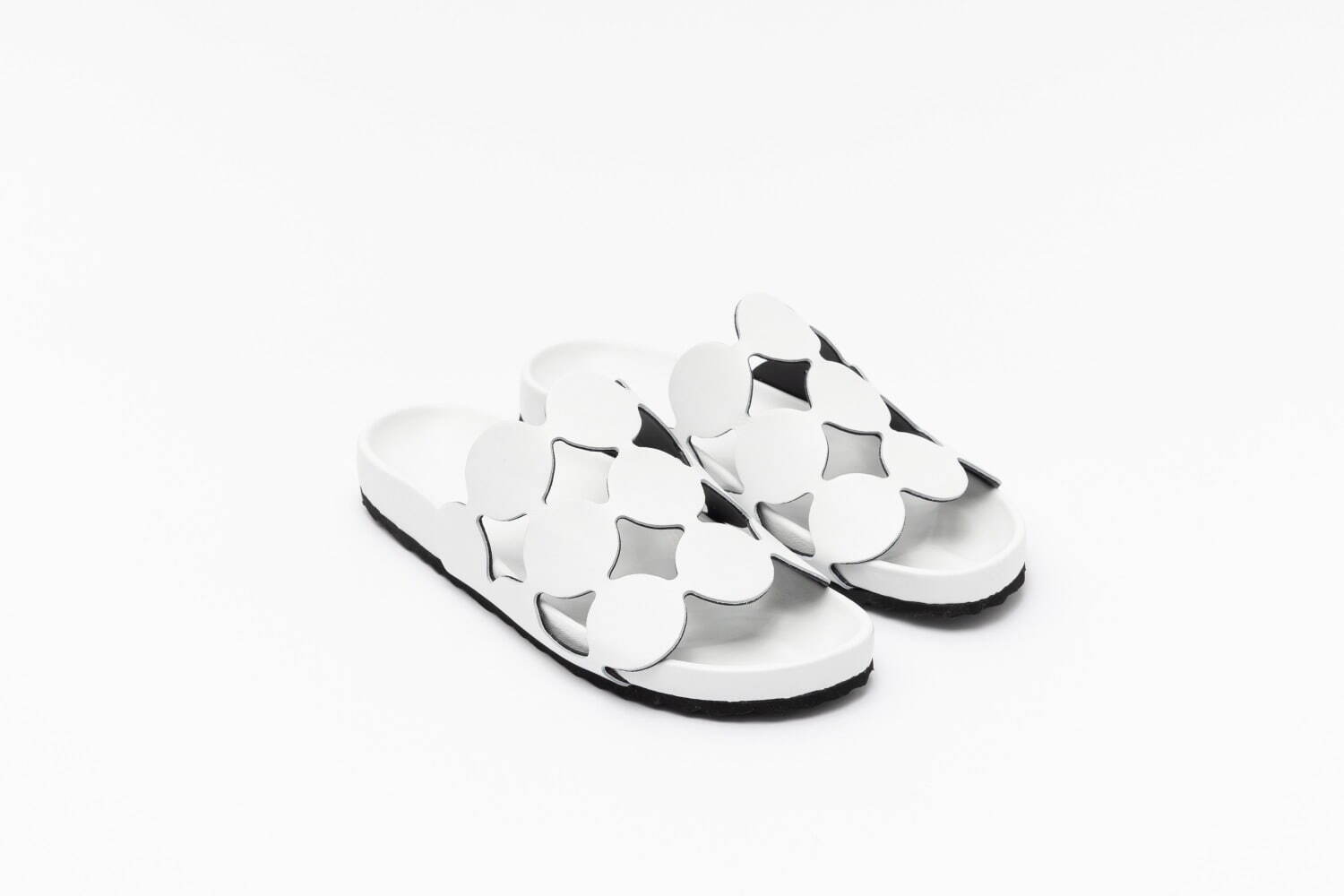 ビュル サンダル 103,400円