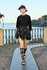 プッチ 2025年春夏コレクション - 太陽の光で輝く海｜写真29