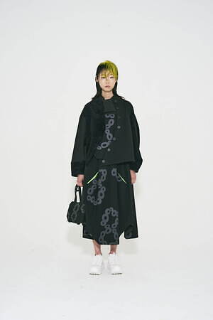 ヒスイ ヒロコ イトウ(HISUI HIROKO ITO) 2025-26年秋冬ウィメンズ&メンズコレクション  - 写真16