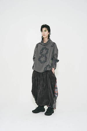 ヒスイ ヒロコ イトウ(HISUI HIROKO ITO) 2025-26年秋冬ウィメンズ&メンズコレクション  - 写真21