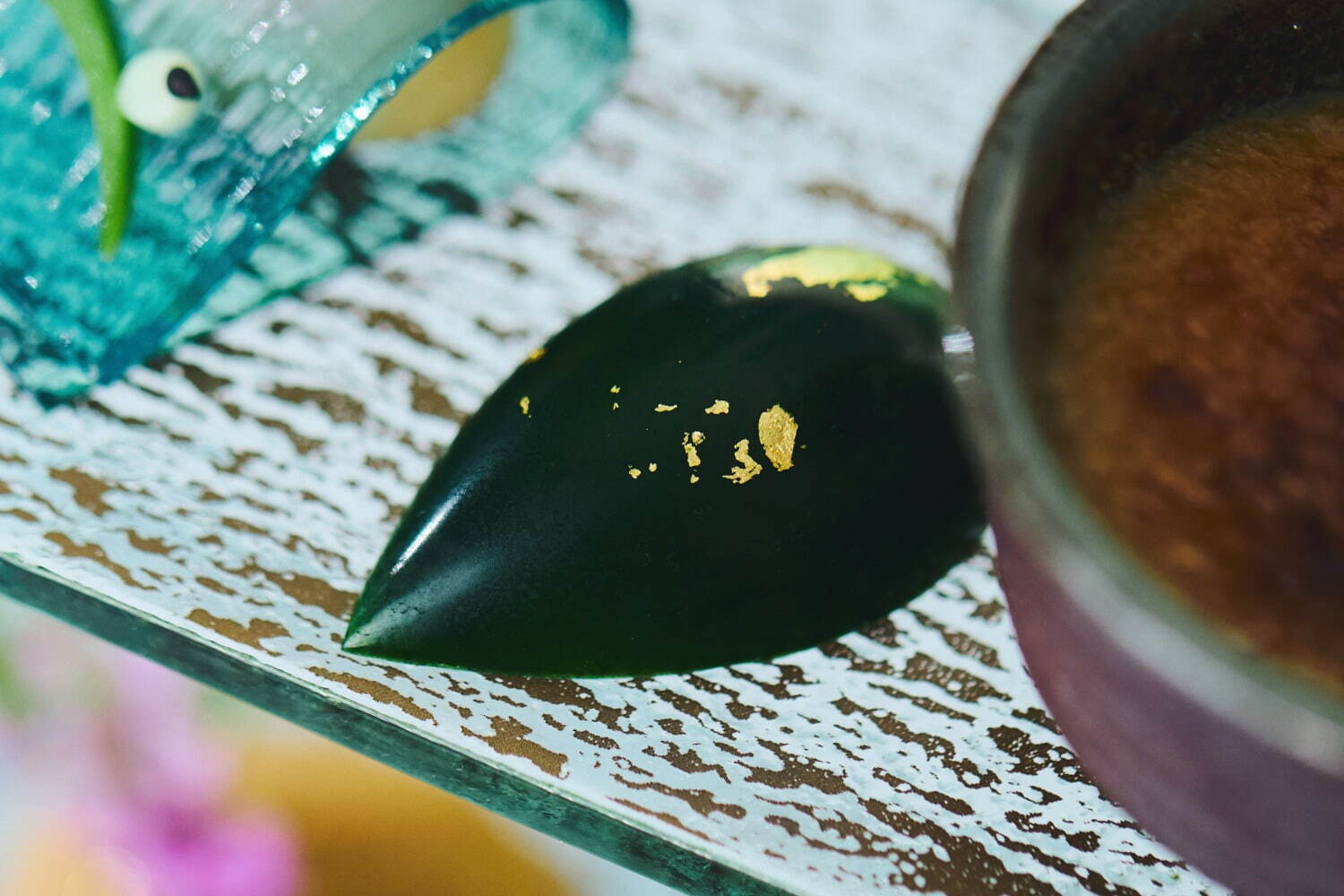 ザ・サウザンド京都“茶事”テーマのお茶尽くしアフタヌーンティー、きなこクリーム入り抹茶の竹ロールなど｜写真4