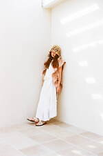 キモノアーチ“浴衣風”の袂付きニットカーディガン、ふんわりギャザーの陣羽織も｜写真1