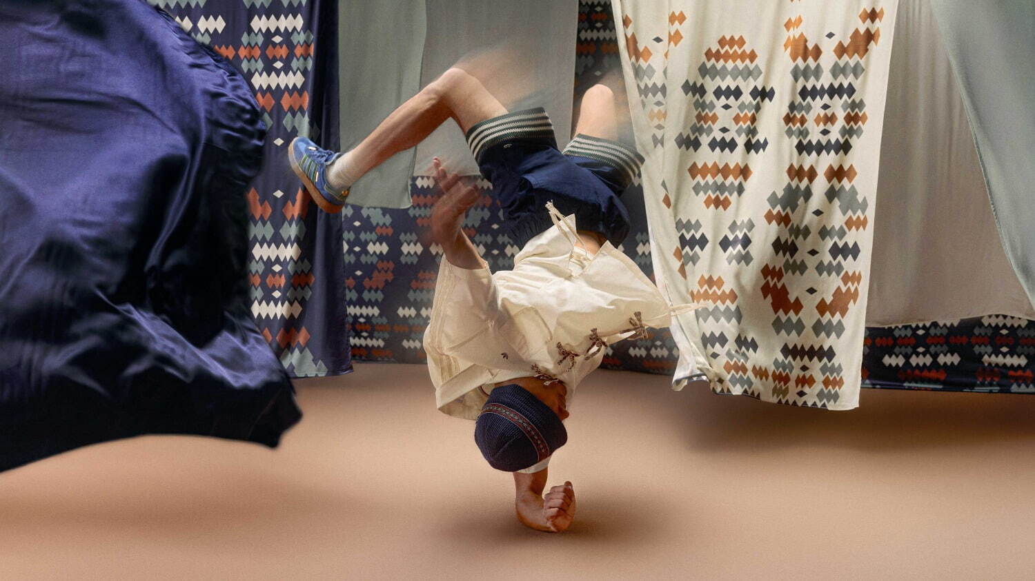 アディダス オリジナルス(adidas Originals), クロット(CLOT) ガゼル｜写真12