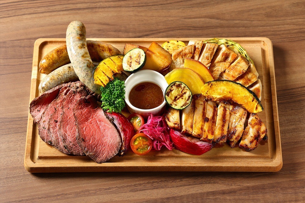 肉4種とグリル野菜の贅沢プレート 4,300円