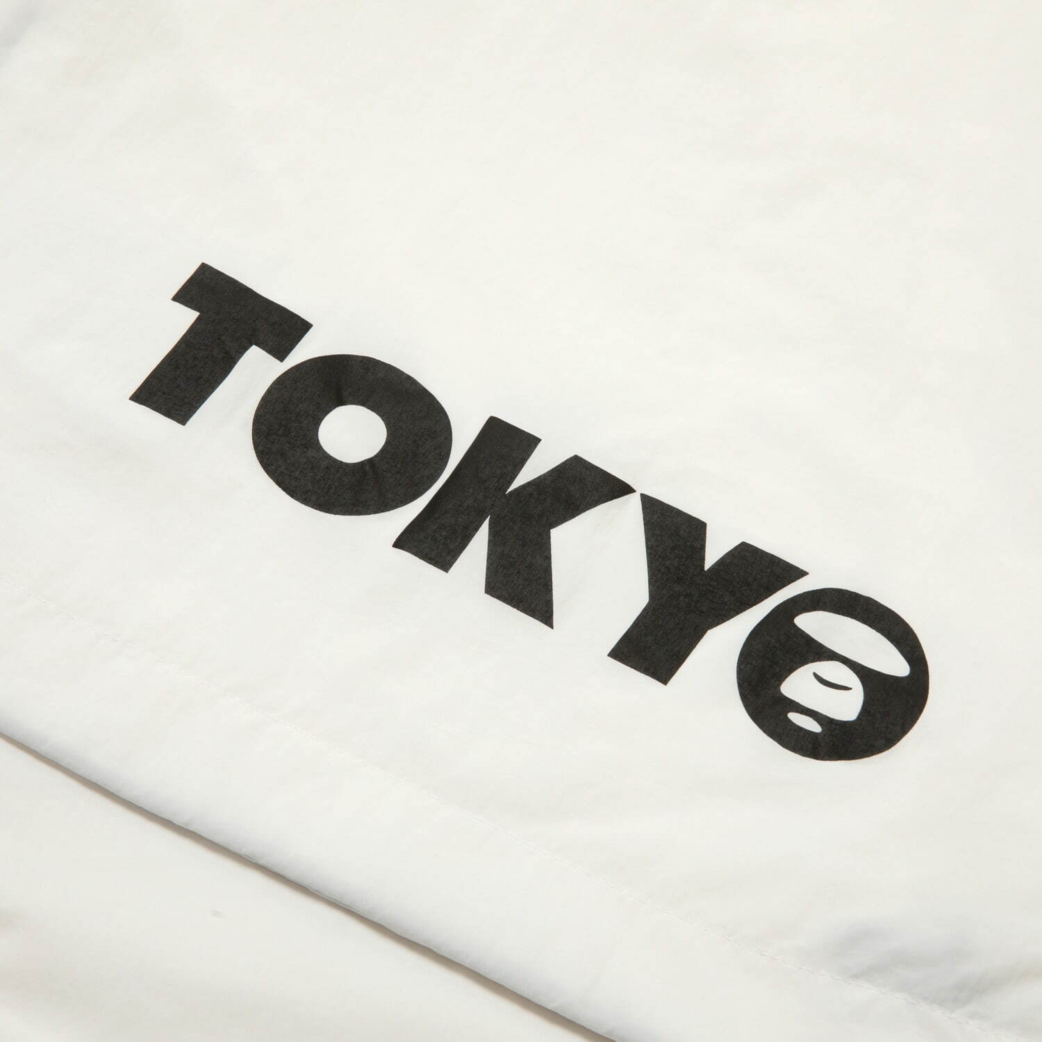 エーエイプ バイ エイプ"温泉イラスト＆相撲風ロゴ"Tシャツ、ラフォーレ原宿限定で｜写真16