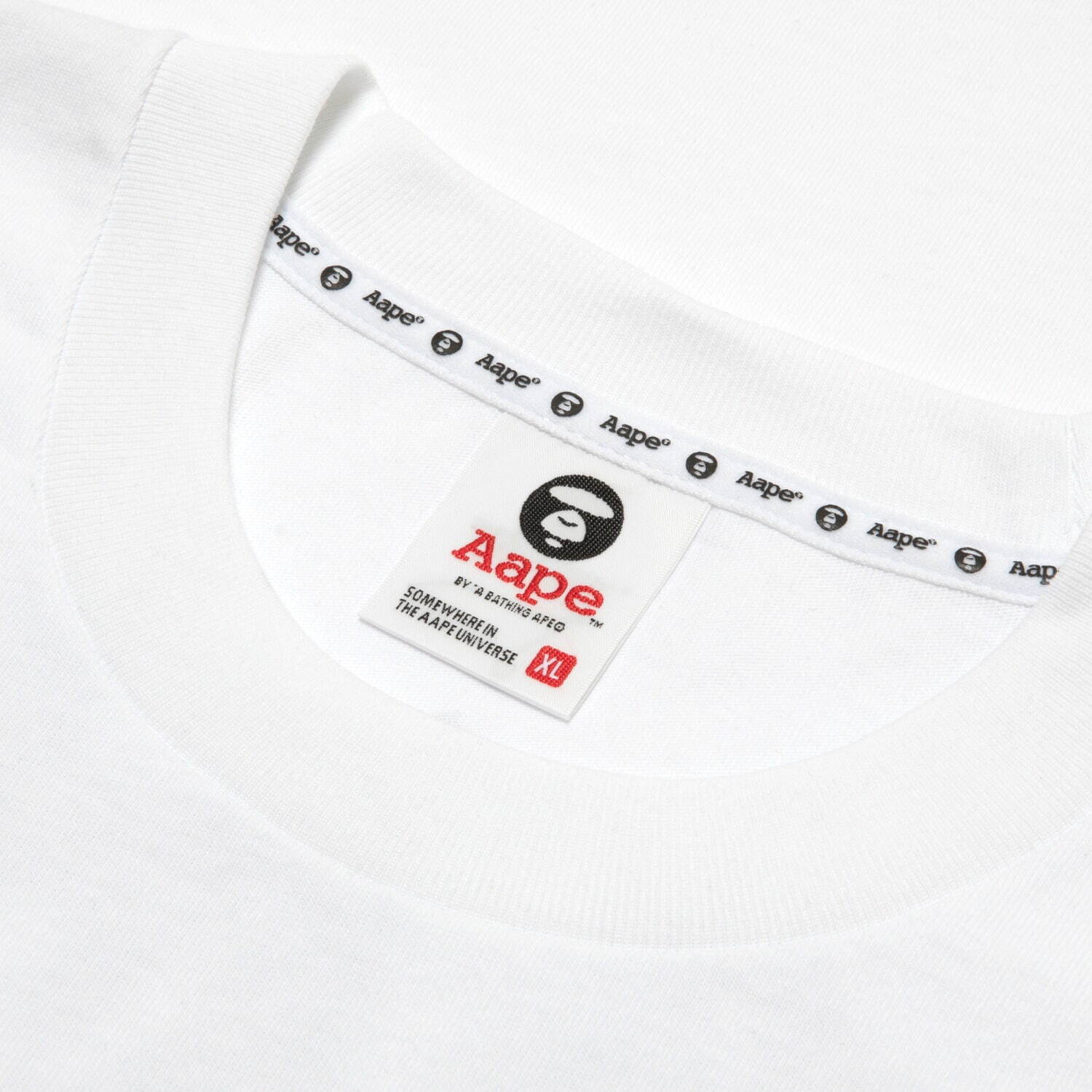 エーエイプ バイ エイプ"温泉イラスト＆相撲風ロゴ"Tシャツ、ラフォーレ原宿限定で｜写真38