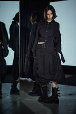 リミ フゥ 2025-26年秋冬コレクション - 偶然の産物｜写真17