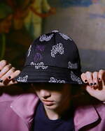 ニードルズ×田中かえ“瞳と蝶”モチーフのシャツやトラックジャケット、キラキラ目を刺繍したニット帽も｜写真35