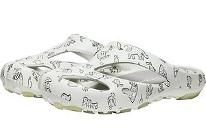 キーンより長場雄の“イリオモテヤマネコ柄”サンダル、大きさ変わる2WAYショルダーバッグも