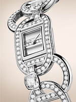 エルメスのウィメンズ腕時計、“アンカーチェーン”着想のバングル風ウォッチ｜写真3