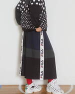 フラボア×フィラの“大胆ドット柄”ブルゾン、カラーブロックの重ね着風カットソーやハーフパンツも｜写真6