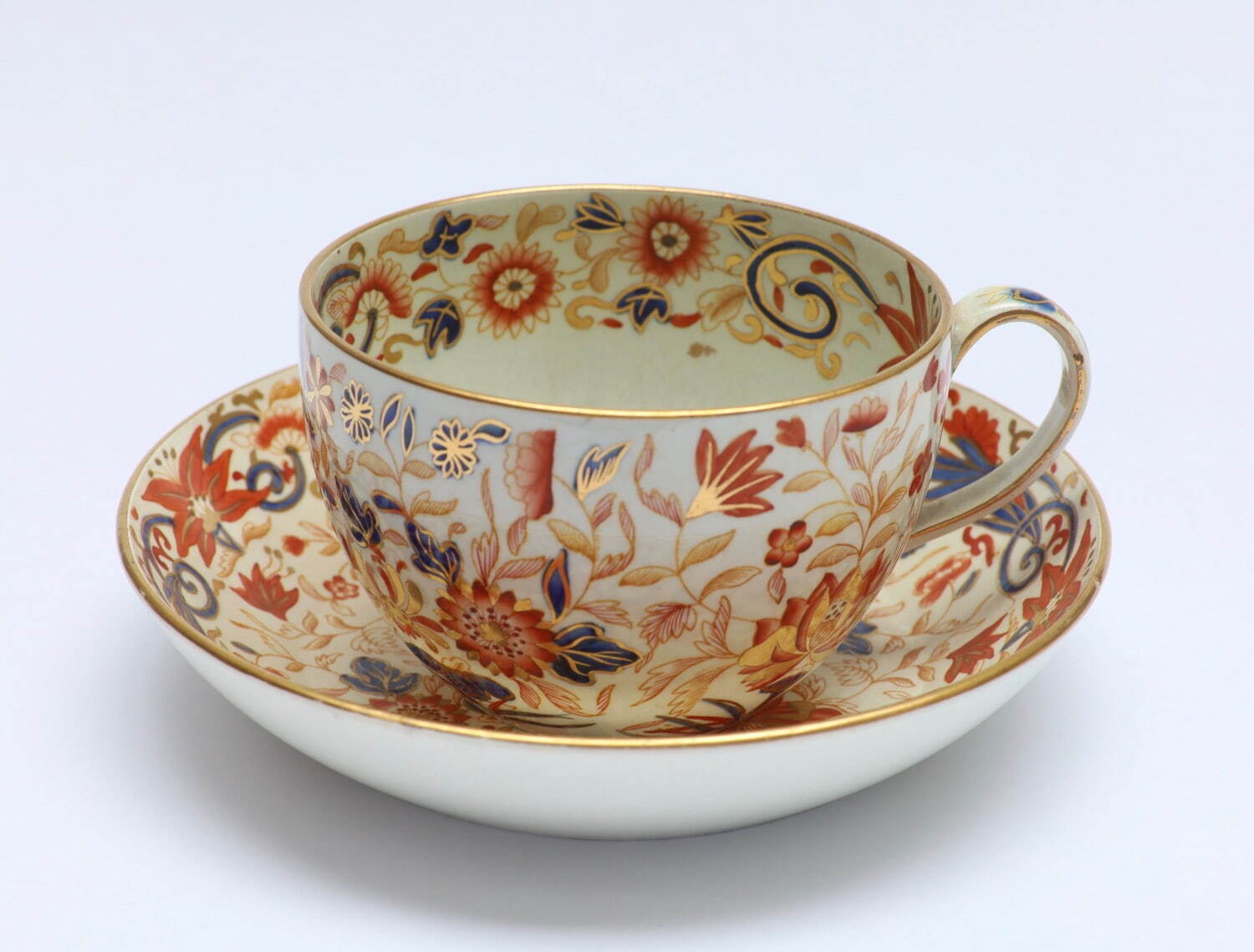 展覧会「英国王室に咲くボタニカルアートとウェッジウッド」高知