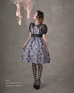 Q-pot. Dress“トゥシューズやマドレーヌ”の総柄パフスリーブドレス＆ユニセックスシャツ｜写真3