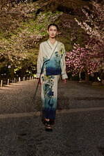 ディオール 2025年フォールコレクション - 平面的な和装の仕立てをヒントに、呼応する衣服と身体｜写真40