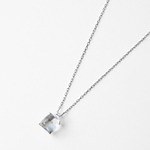 ハリオ25年母の日ガラスアクセサリー、真っ赤な“カーネーションの花びら”ピアス＆イヤリング｜写真6