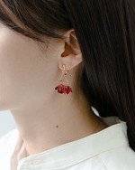 ハリオ25年母の日ガラスアクセサリー、真っ赤な“カーネーションの花びら”ピアス＆イヤリング｜写真12