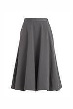 タトラス25年夏リゾートウェア、“ボタニカル柄”のシックな開襟シャツ＆ふんわりフレアキャミソール｜写真25